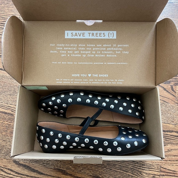 Madewell | Studded Greta Ballet Flat 🖤 - Picture 5 of 6